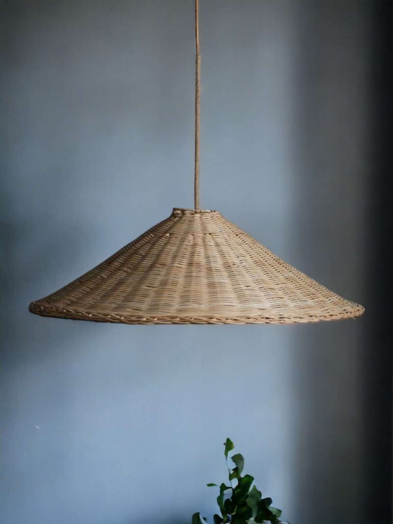 mahe-homeware-topi-lampa-rattanowa-scandi-srednia-10