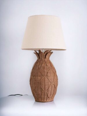mahe-homeware-rattanowa-lampa-stolowa-pineapple-brown