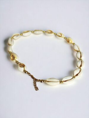 fluuba-sandy-harmony-choker-z-muszelek-jasny-sznurek-01