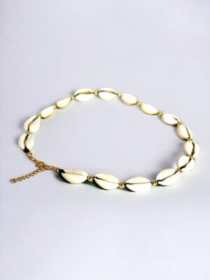 fluuba-sandy-harmony-naszyjnik-z-muszelkami-czarny-sznurek-03