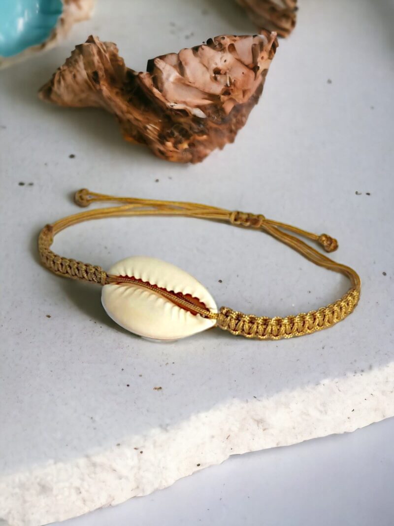 fluuba-twilight-clasp-bransoletka-z-muszla-kauri-01